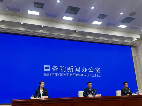 本信选配 阅兵所有受阅武器装备国产现役主战装备 新型坦克、舰载机、歼击机将亮相